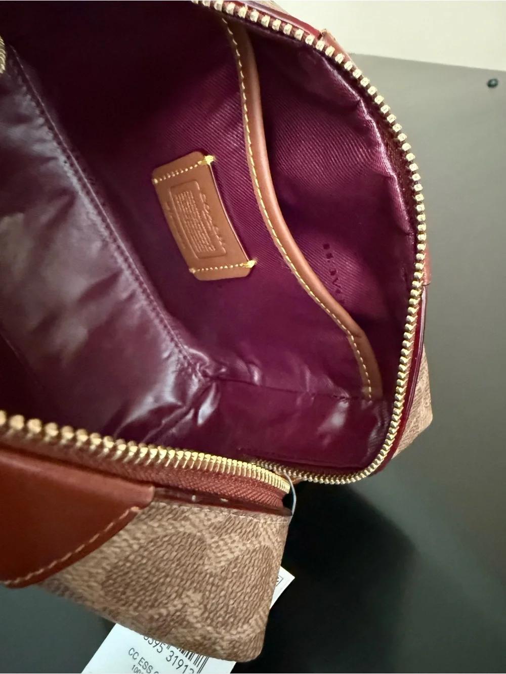 Coach Essential Cosmetic Pouch Signature Canvas